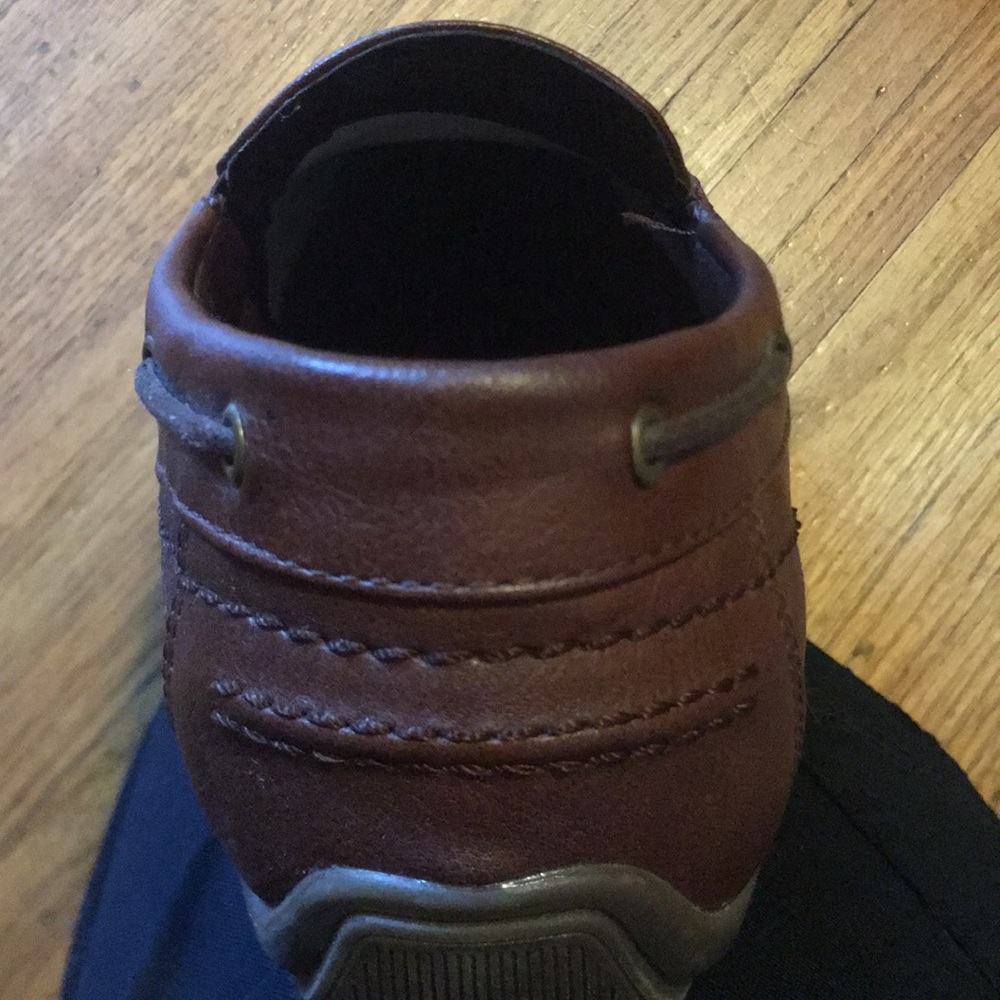 Slippers - Picture 3 of 4